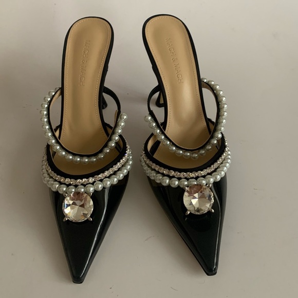 Mach and Mach Diamond of Elizabeth Imitation Pearl pointed toe mule - Picture 6 of 10